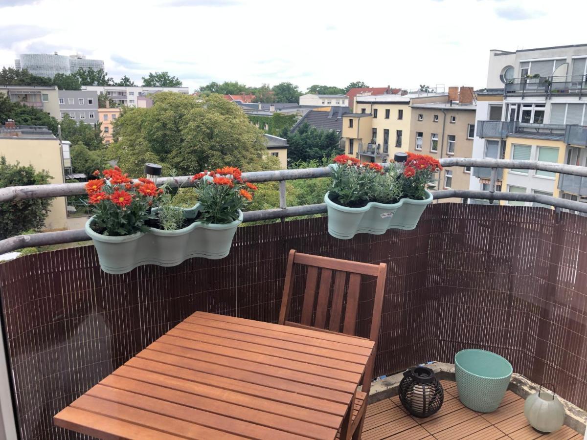 Cottbus-Apartments - Green Apartment I Privat I Wifi I Kueche I Balkon 외부 사진